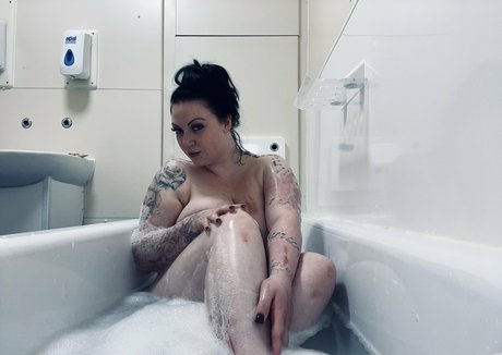 harmonyreigns pornstar art galleries