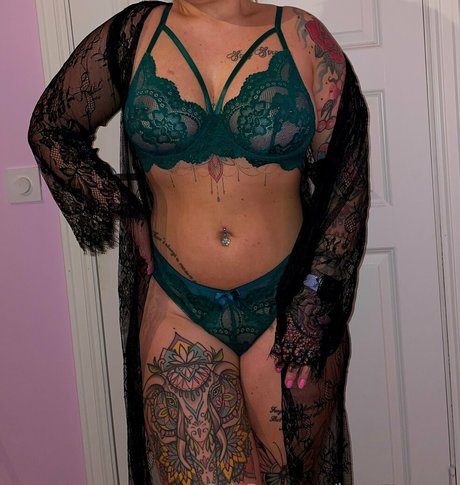 bootybarbiee top pornstar picture