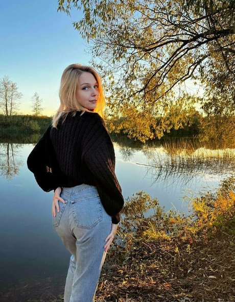 badsofia xxx model images