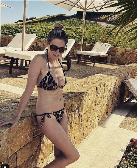 Lisa Faulkner star pornographic picture