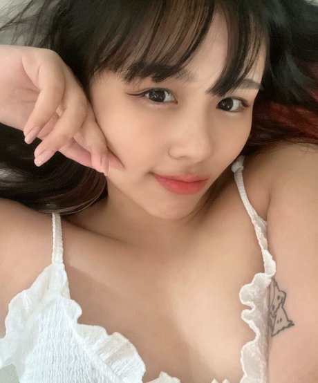 sadparu sexy actress pic