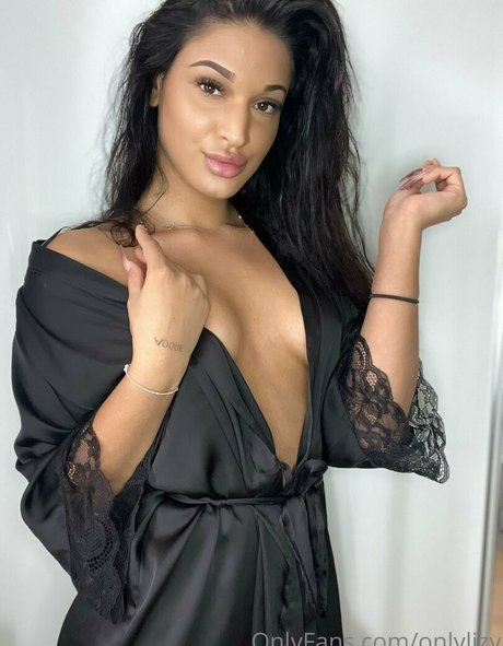 brownielizy adult model photos