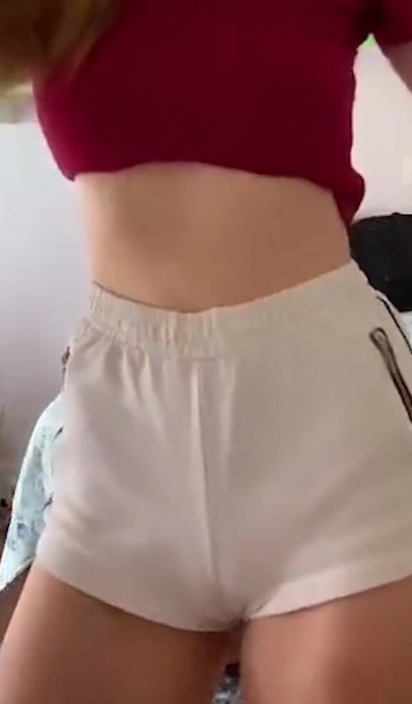 Carolina Camargo porn model image