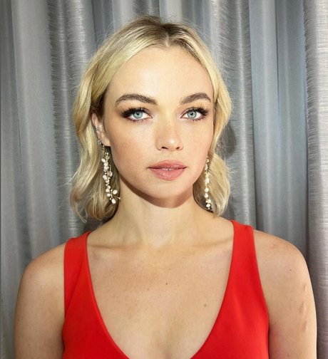 Jess Bush pornstar free pic