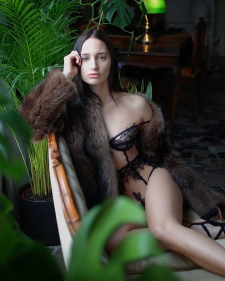 Paula Szenejko model beautiful gallery