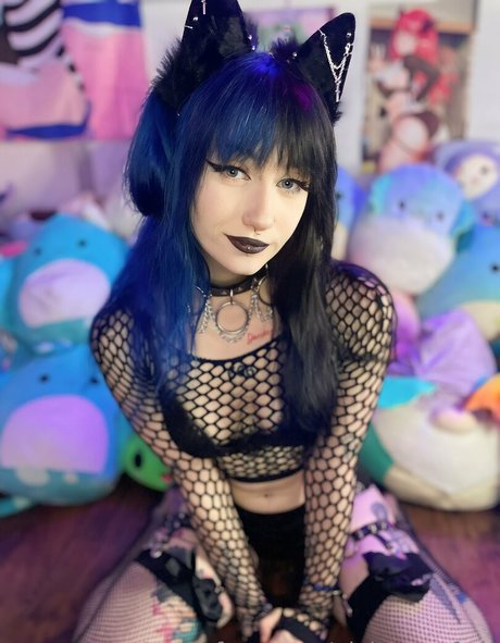 blonde small tits onlyfans hot pictures