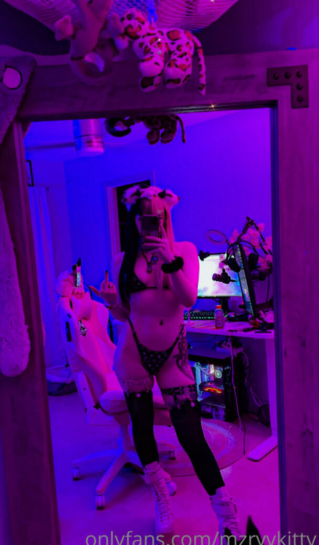 brown onlyfans sexy xxx pic