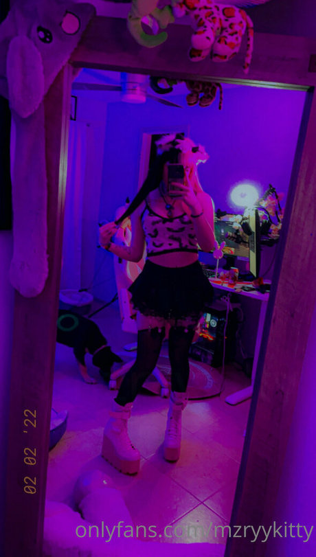 pixiemstyfree naked pornstar pics