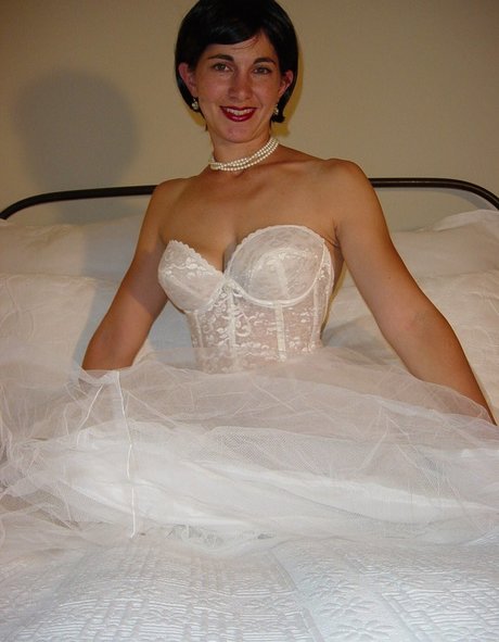 Rebecca s Office model nude pictures