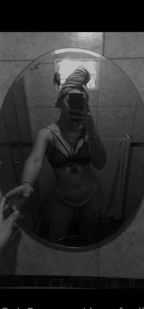 rosecamxxx Quick photo