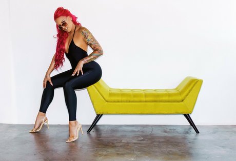 misscharliepearl star nude pic