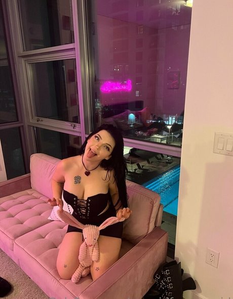 charliofacefree star xxx archive