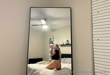 willowclarkk high quality pornstar images