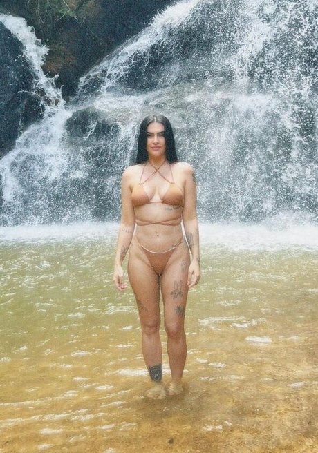 Cleo Pires top model galleries