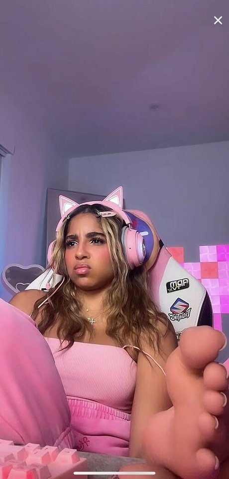 AyannaMarcelin sexy model pics