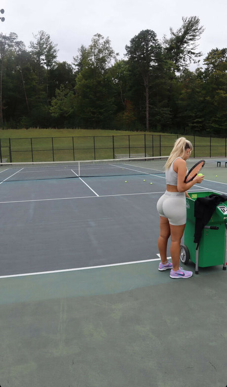 Haylei Mychail model sex picture