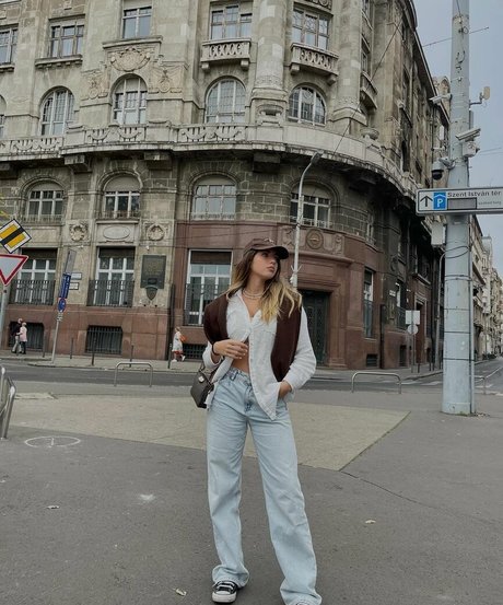 influencer girls onlyfans naked photo