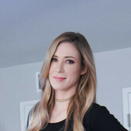 PervMom star hd gallery