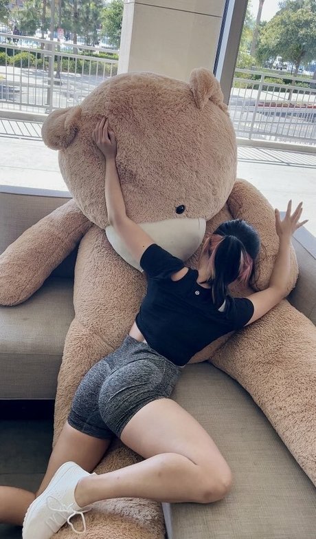 Marin Chan pornstar galleries