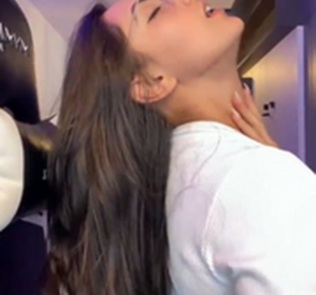 Pamm Bigo model porn image