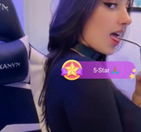 Pamm Bigo model pornographic picture