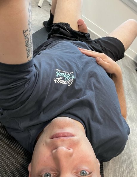 heyitskalen top star photos