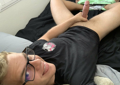 big tits mom onlyfans sexy photos