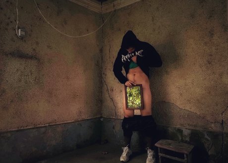 Mr radiospace hot star img