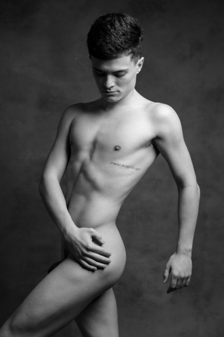 QTDIMA model high quality photo