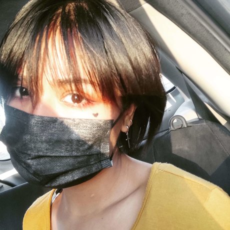 Ice Linn art model galleries