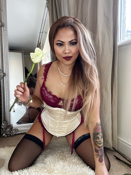 LadyAi adult model galleries