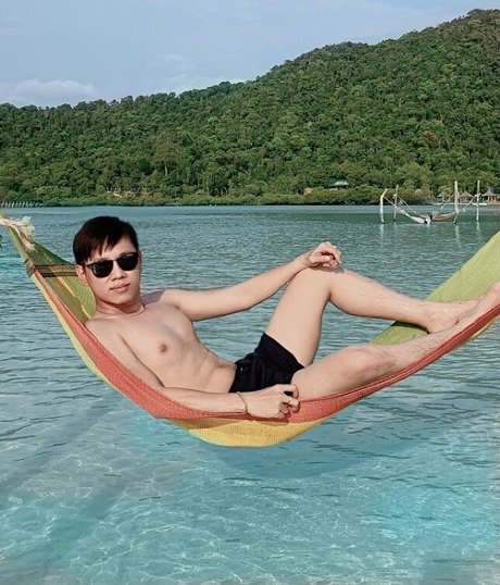 Kyo HuynhLong_ actress pictures