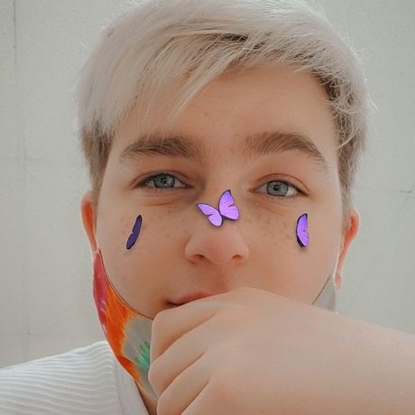 Kinkyboi1999 hd model pic