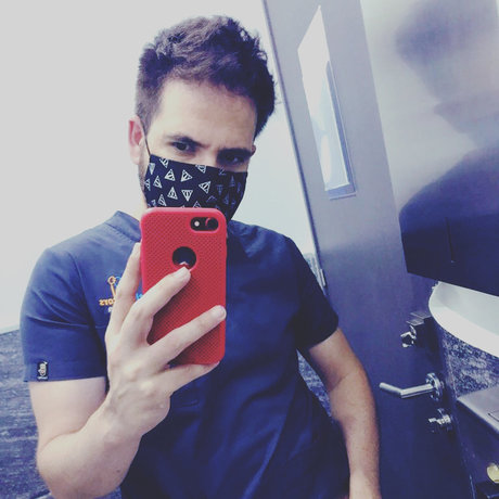 Saul model pretty img