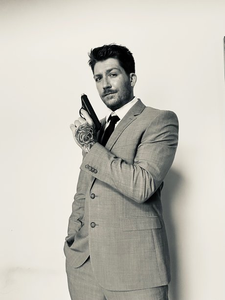 Mr Robinson perfect model pics