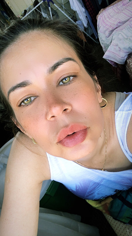 Rosymeloo pornstar hd picture