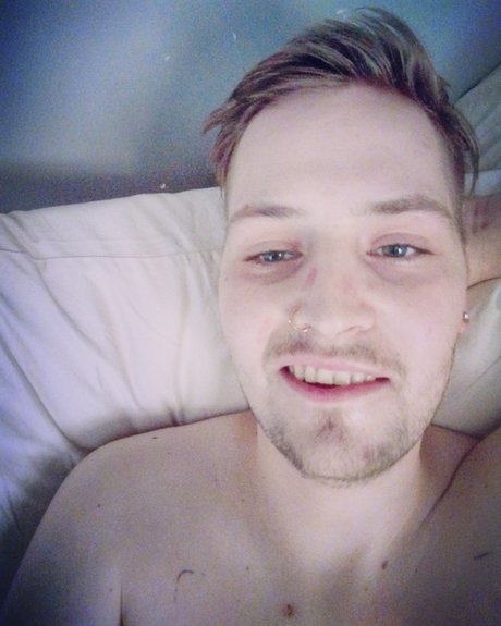 XakXimhunglookin4fun free actress archive