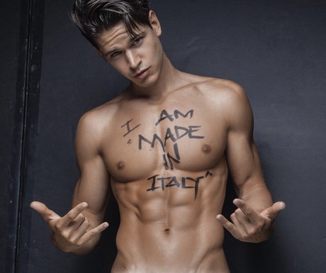 Andreas Private_ star top gallery