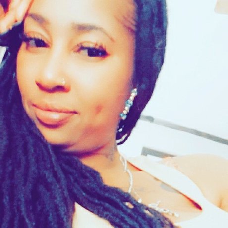 Nina Woods adult star photos