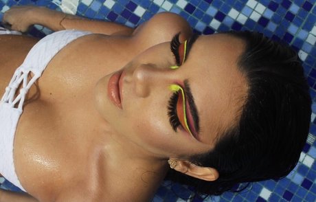 Yorvelita high quality actress gallery