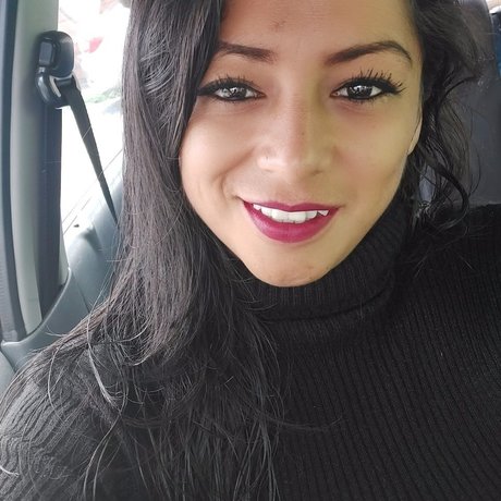 Natali Criollo high quality actress img