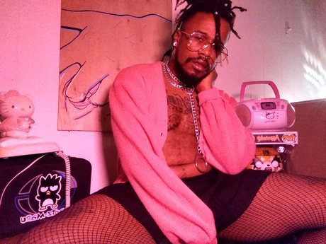 _NORI NOIR_ high quality star photo