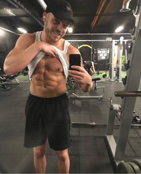 Tommyboy962 star art picture