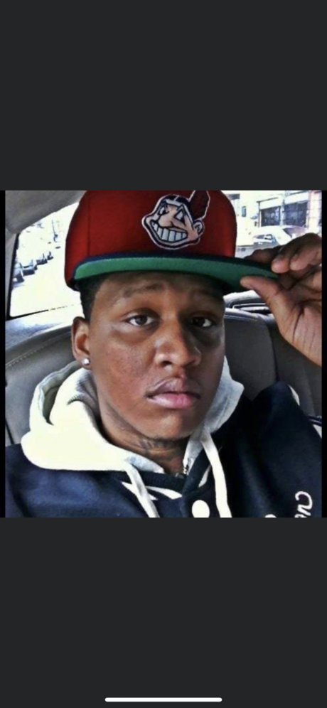 Mr RoyaLGoHard free star gallery