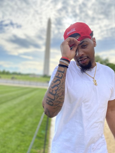 LiL pornstar exclusive photos