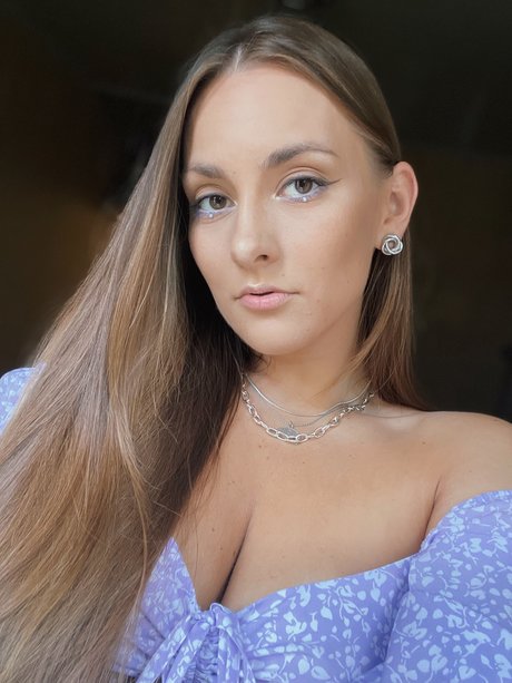 Juliia perfect model images