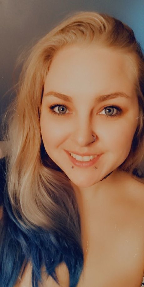 Phoenix babe pornstar adult archive