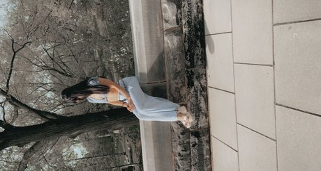 Queen Bee Zelle best pornstar images