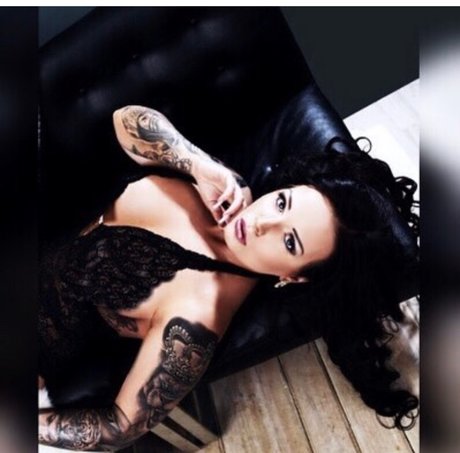 Cherry Cherie model nice picture