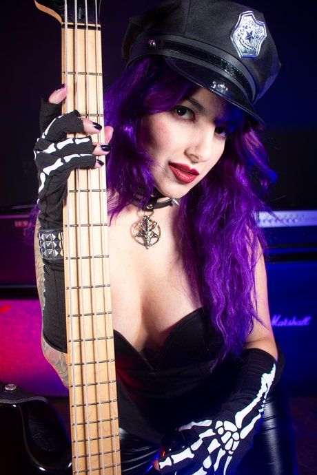 Qatrina model sex archive